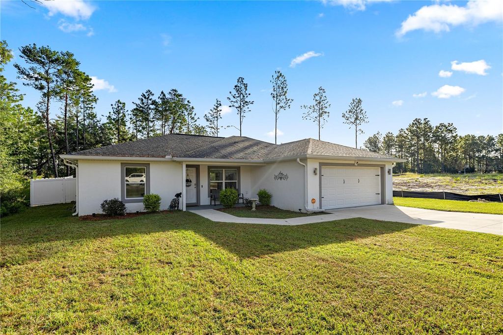 Photo of 8607 SW 135th Street Road, Ocala, FL 34473 (MLS # OM710863)