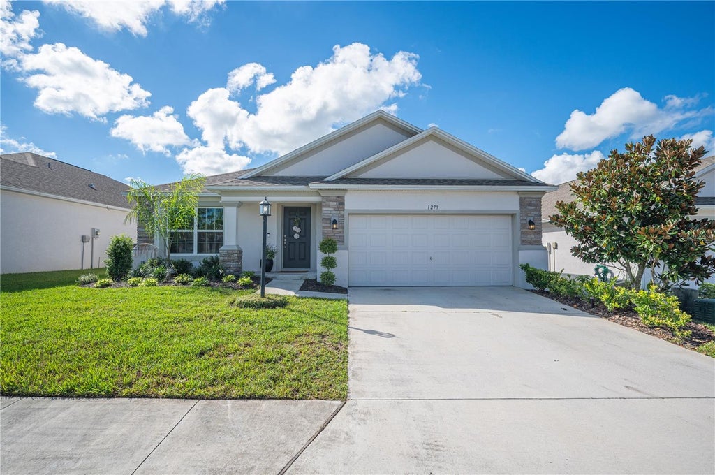 Photo of 1279 Pintail Place, Lakeland, FL 33813 (MLS # L4965624)