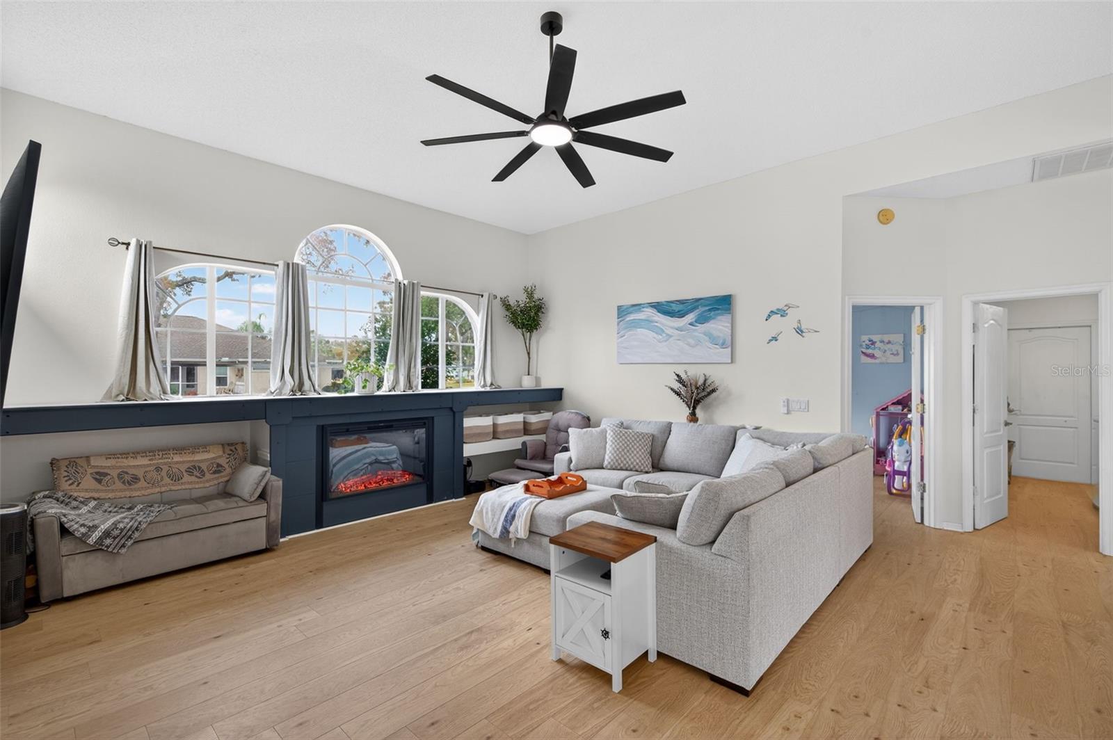 PRISTINE PLACE PH 1 - Residential