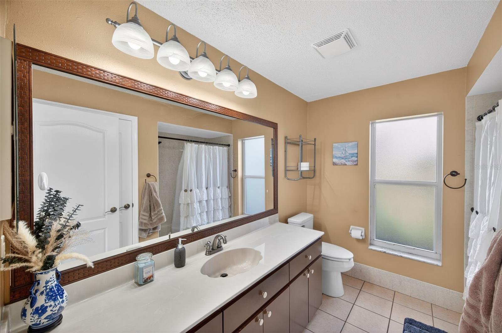 PRISTINE PLACE PH 1 - Residential