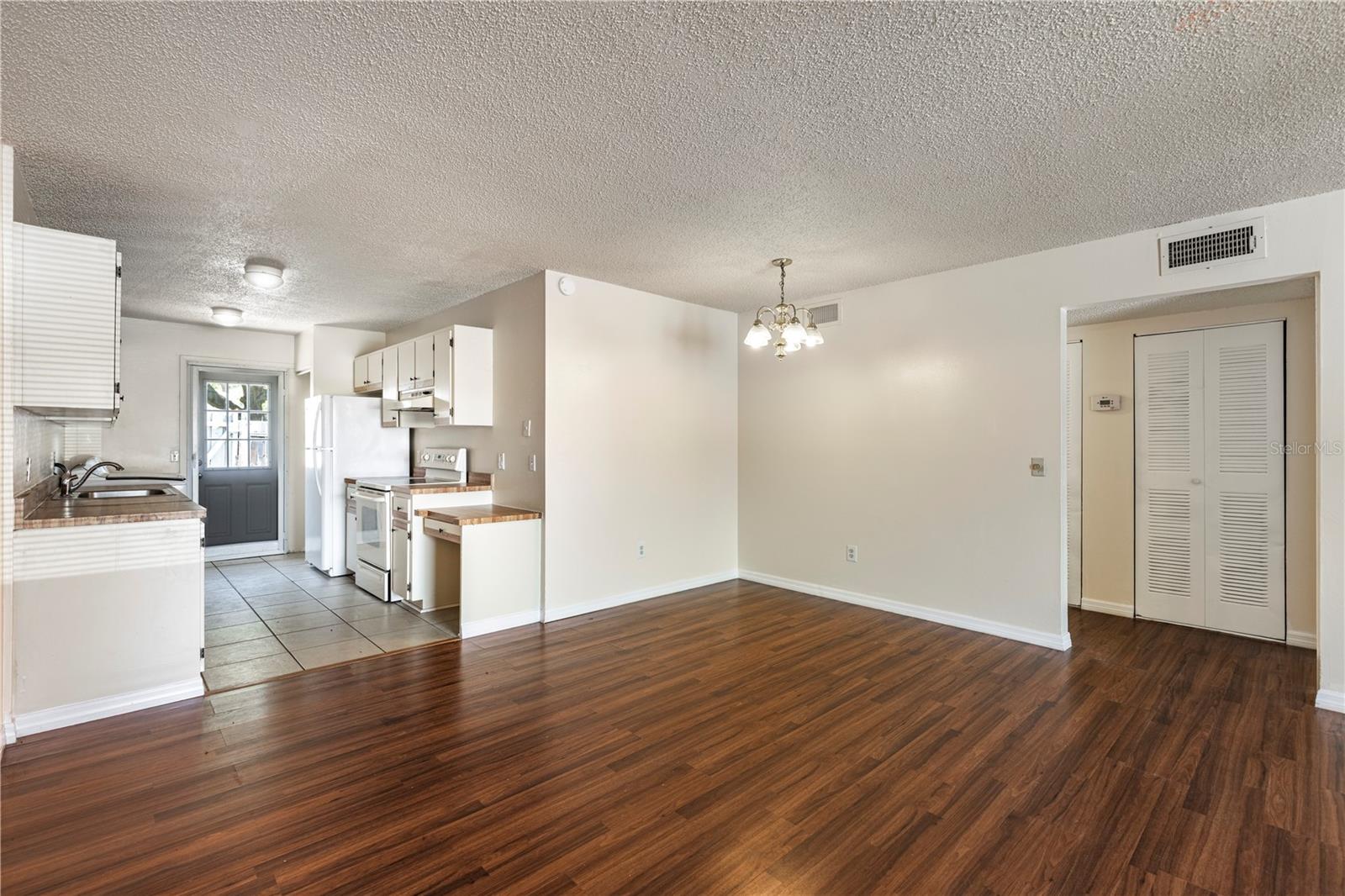 TAVARES ROSEWOOD CONDO - Residential