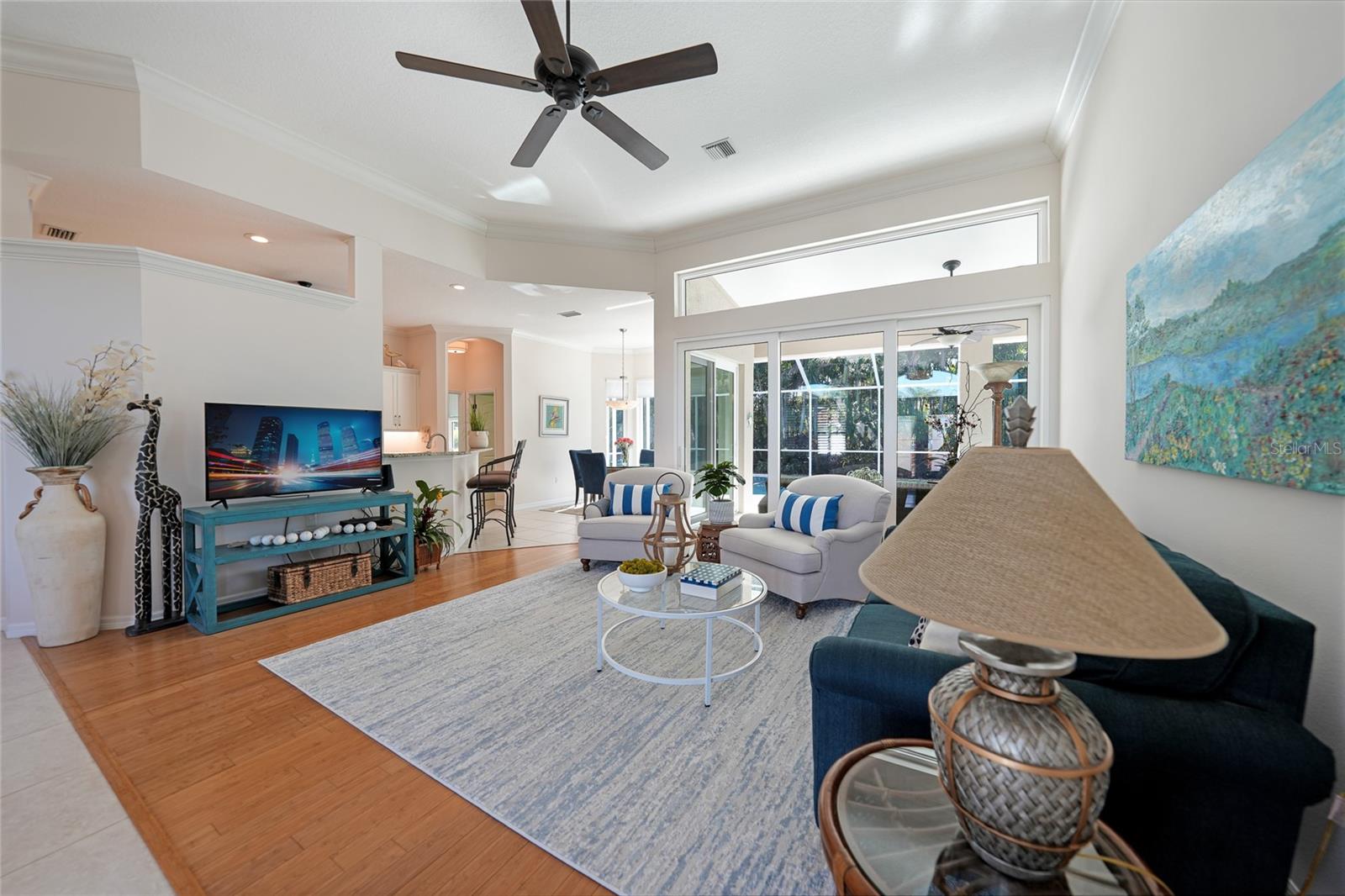 THE LAKES OF JACARANDA UNIT 5 - Residential