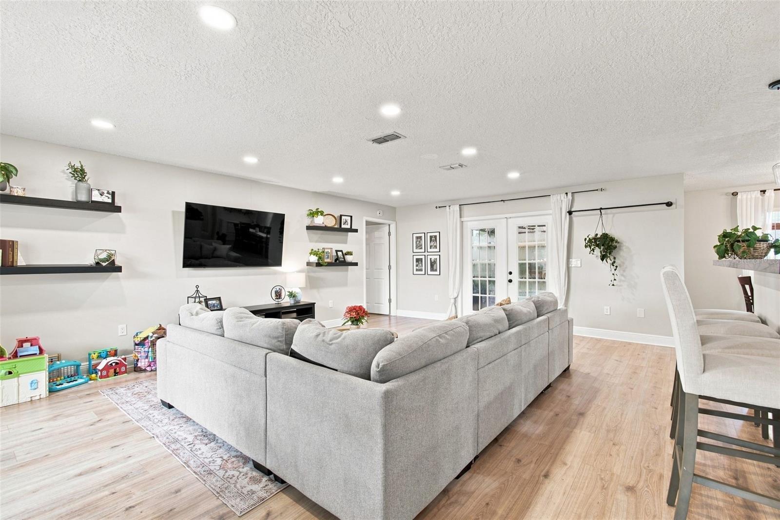 9639 ALVERNON DRIVE