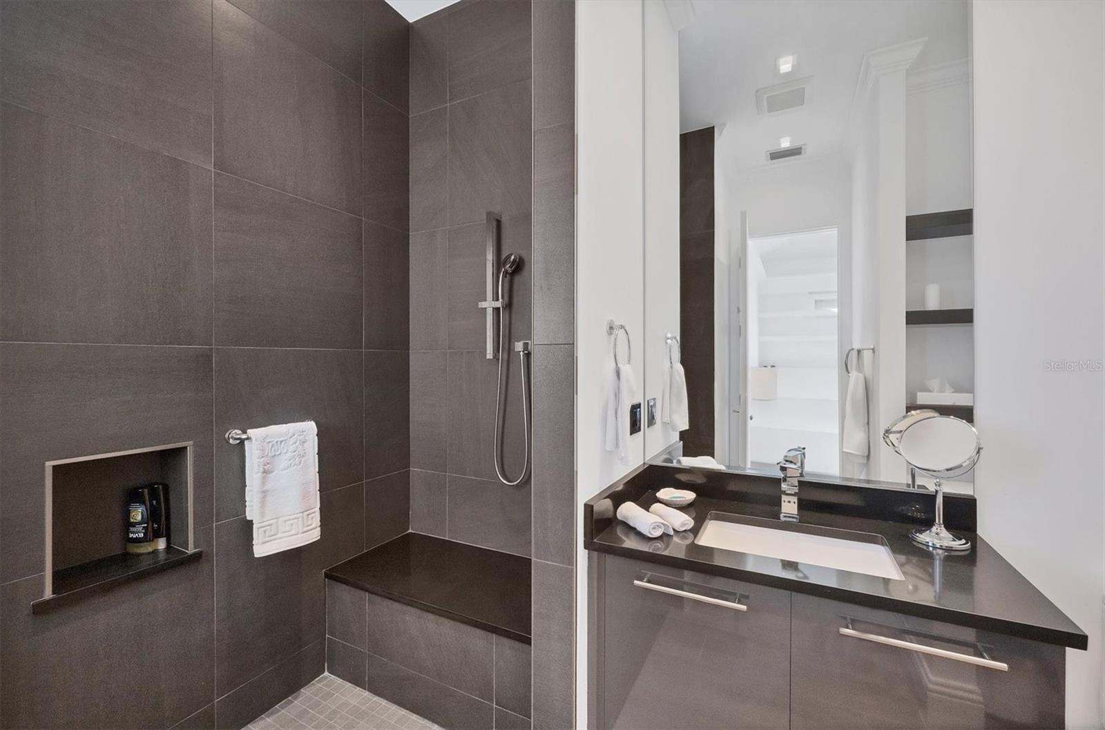 PALM ISLAND ESTATES UNIT 4 - Residential