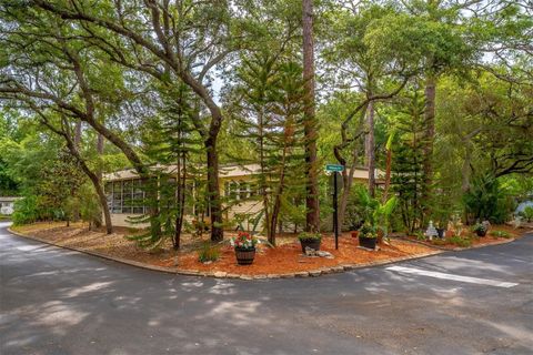 Photo of 532 Hickory Court, Lake Mary, FL 32746 (MLS # O6398467)