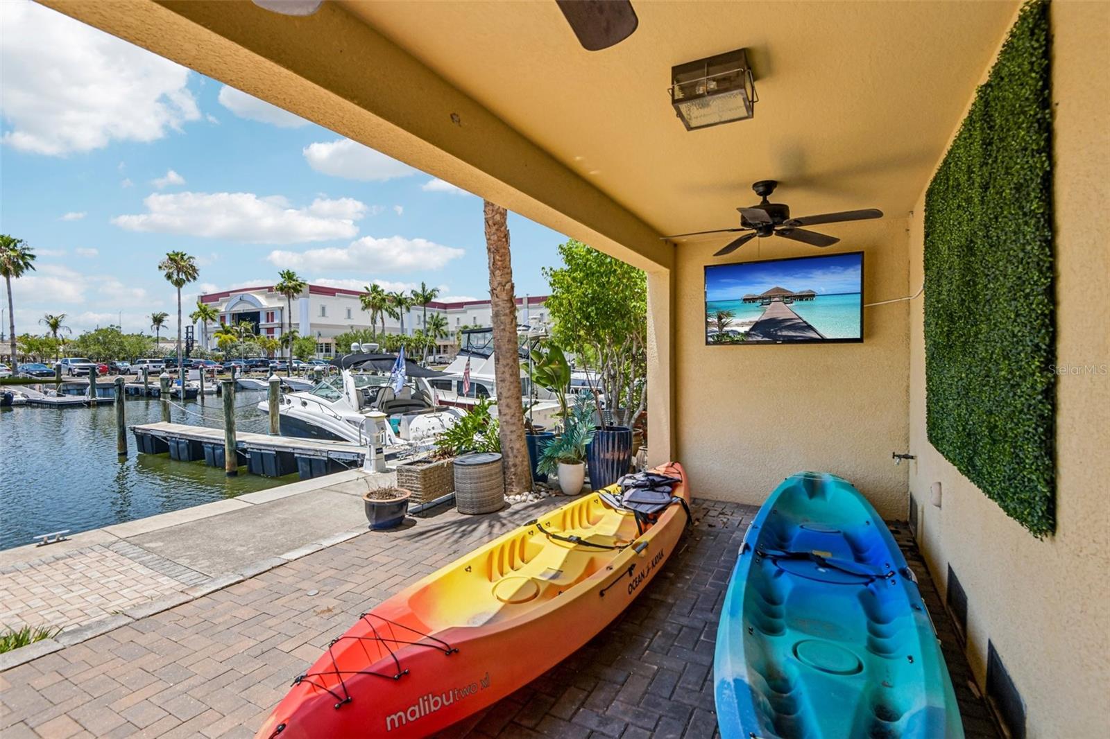COVE AT LOGGERHEAD MARINA - Residential