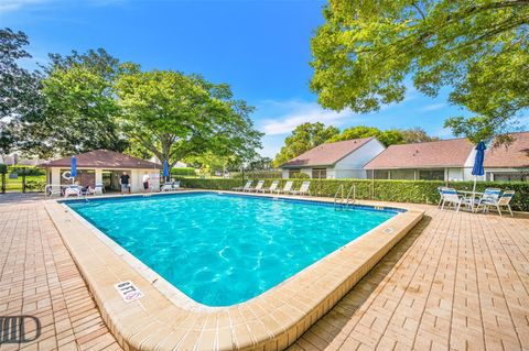 A home in PALM HARBOR