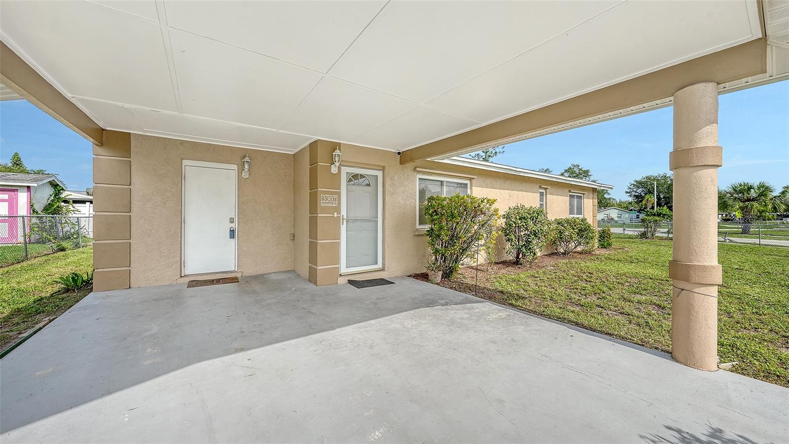 3307 NEWTOWN BOULEVARD, SARASOTA, FL, 34234 3 3307 NEWTOWN BOULEVARD