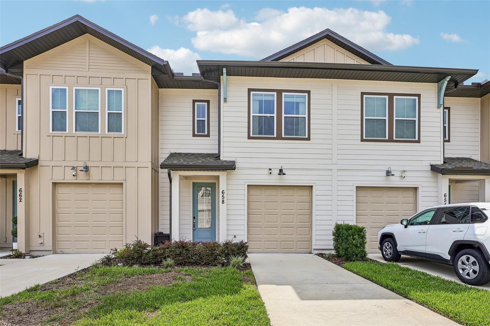 658 LONGBOAT DRIVE
