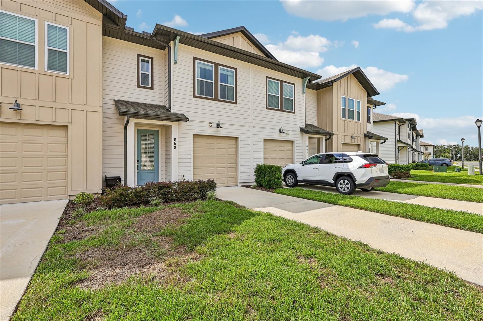 658 LONGBOAT DRIVE