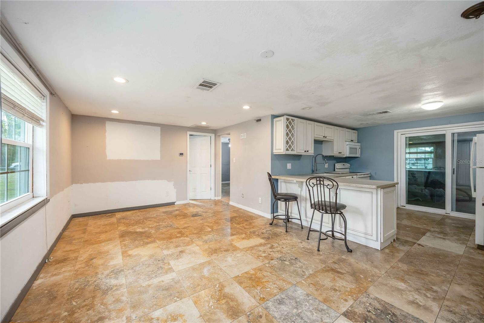 GROVE CITY TERRACE - Residential