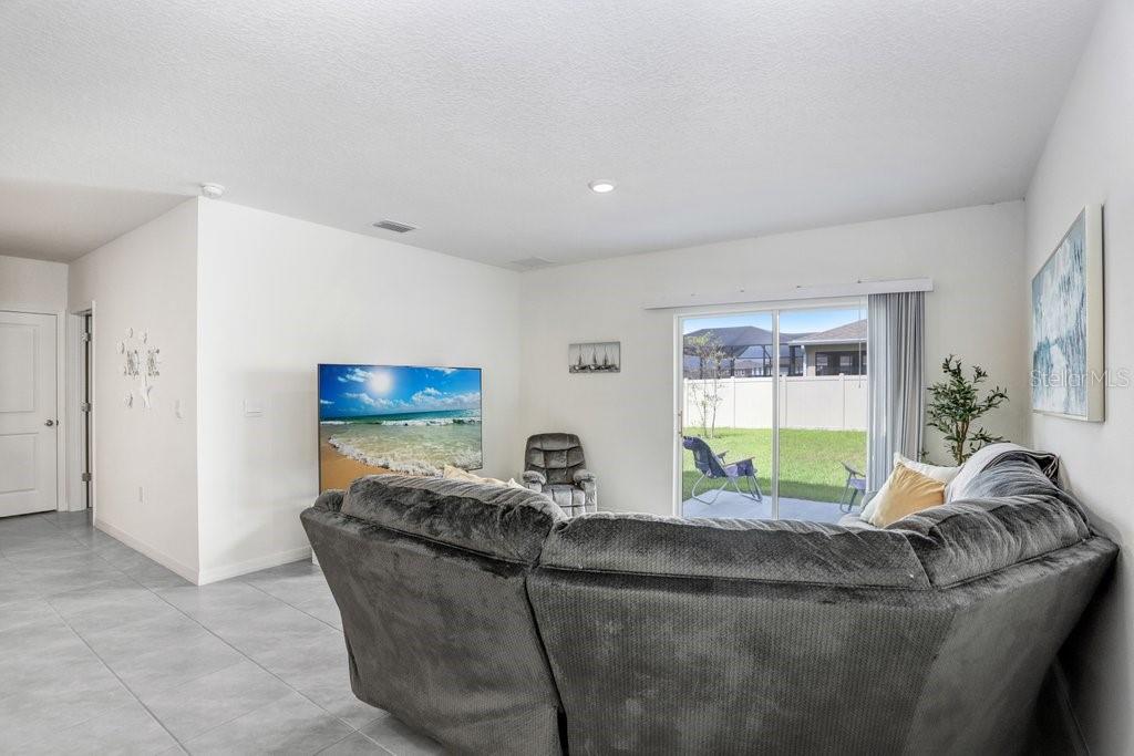 EPPERSON RANCH - Residential