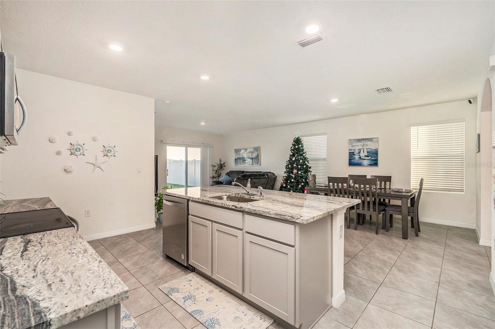 EPPERSON RANCH - Residential