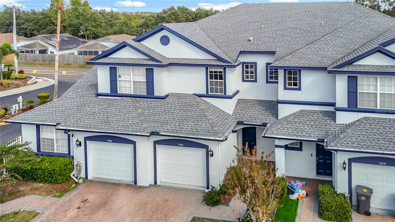 SUMMER GATE TWNHMS - Residential