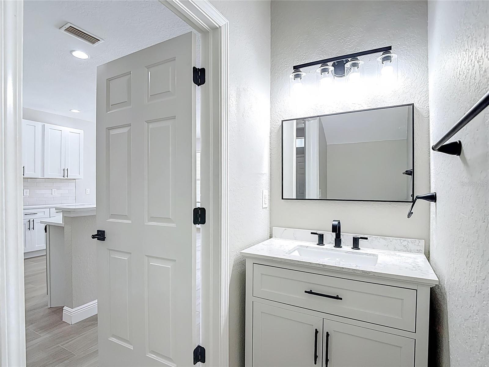 SUMMER GATE TWNHMS - Residential