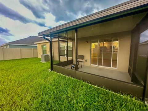 A home in WIMAUMA