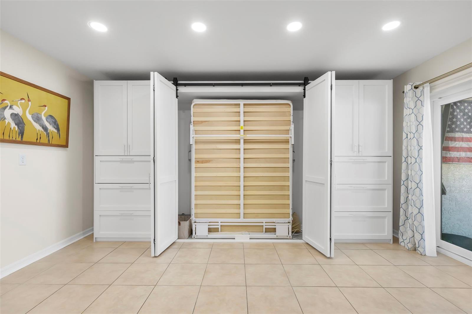 CURLEW LANDINGS - Residential