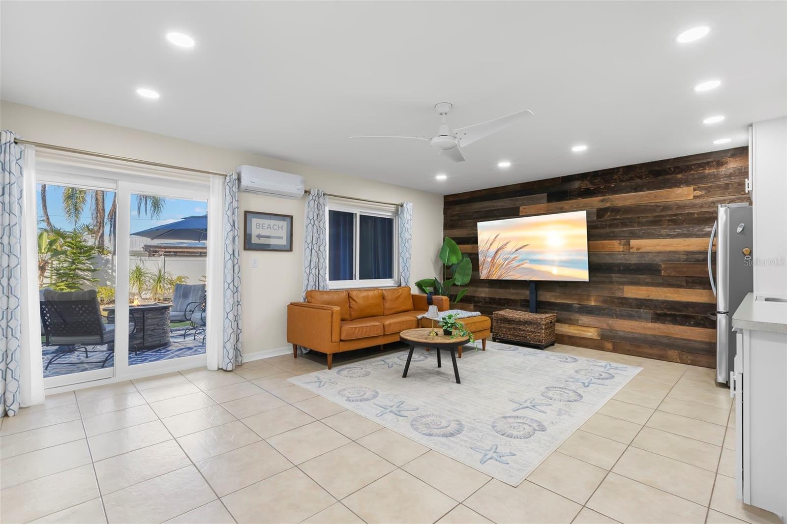 CURLEW LANDINGS - Residential