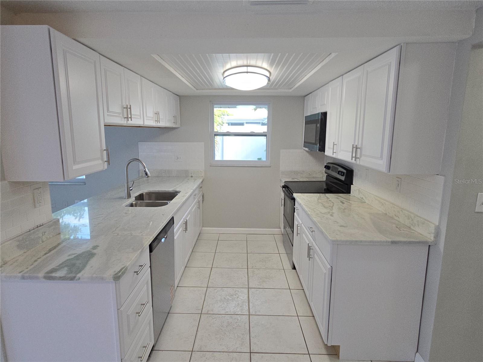 EMBASSY HILLS - Residential