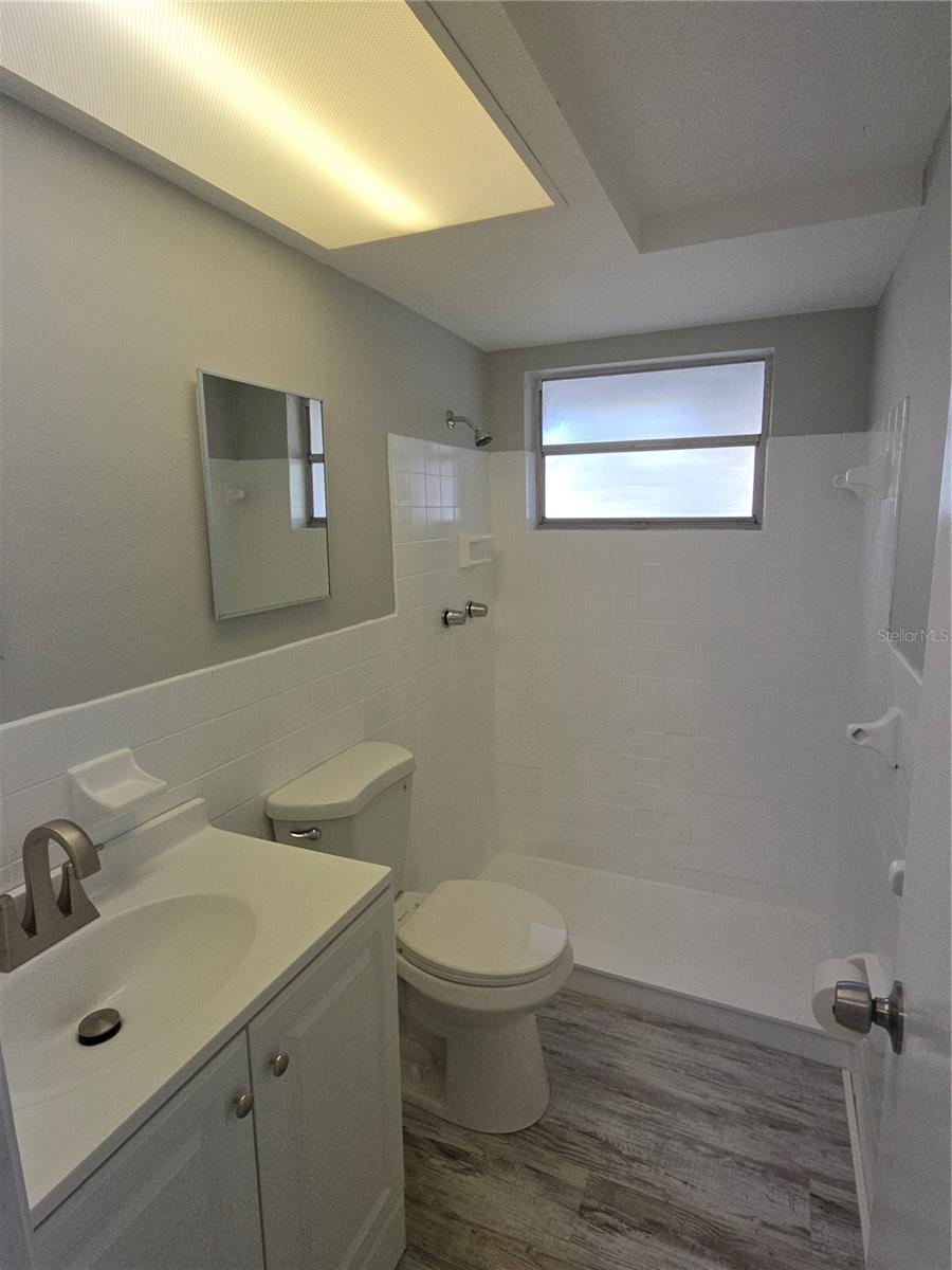 EMBASSY HILLS - Residential