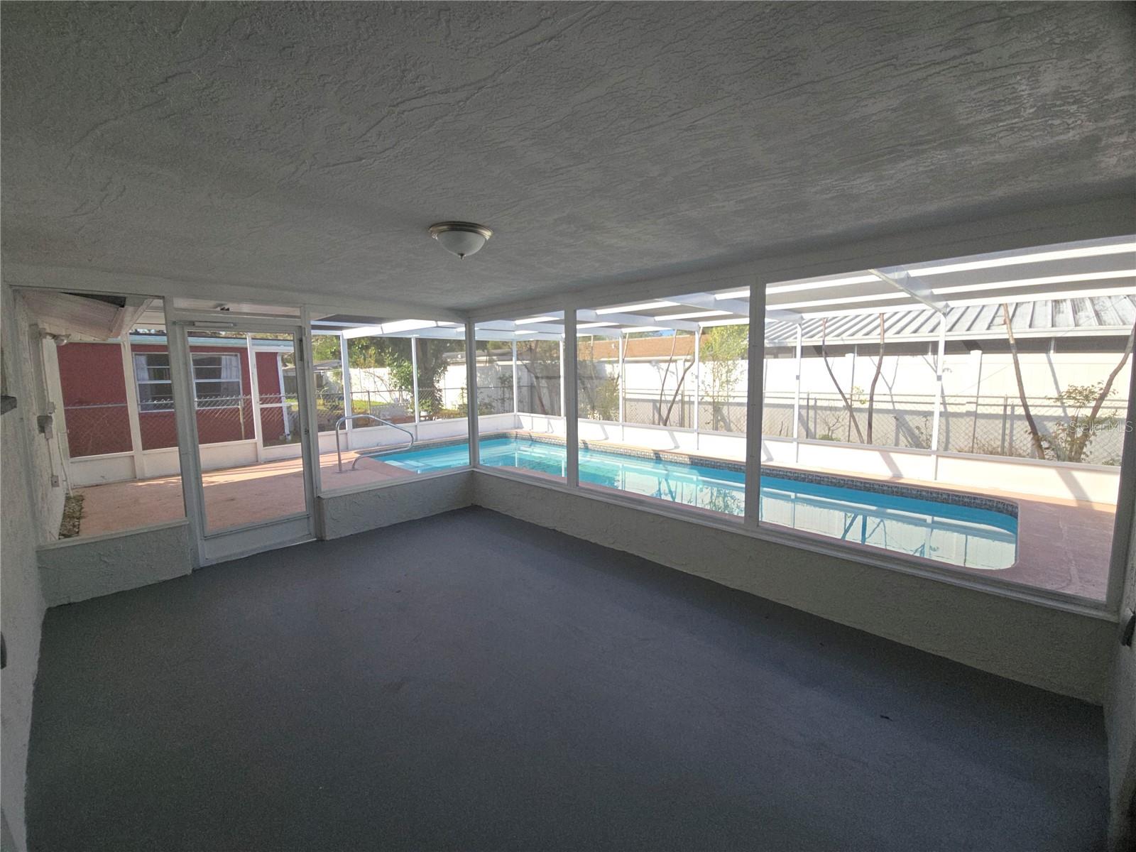 EMBASSY HILLS - Residential