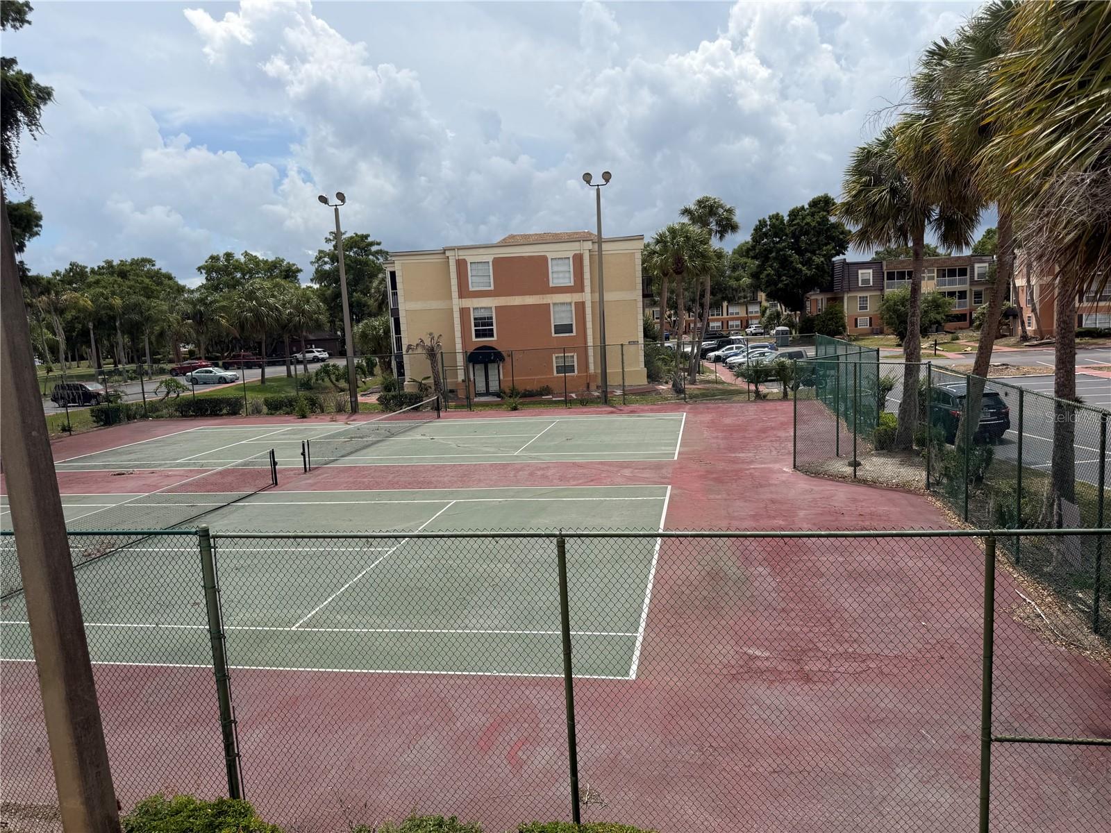 CYPRESS POINTE/LK ORLANDO - Residential