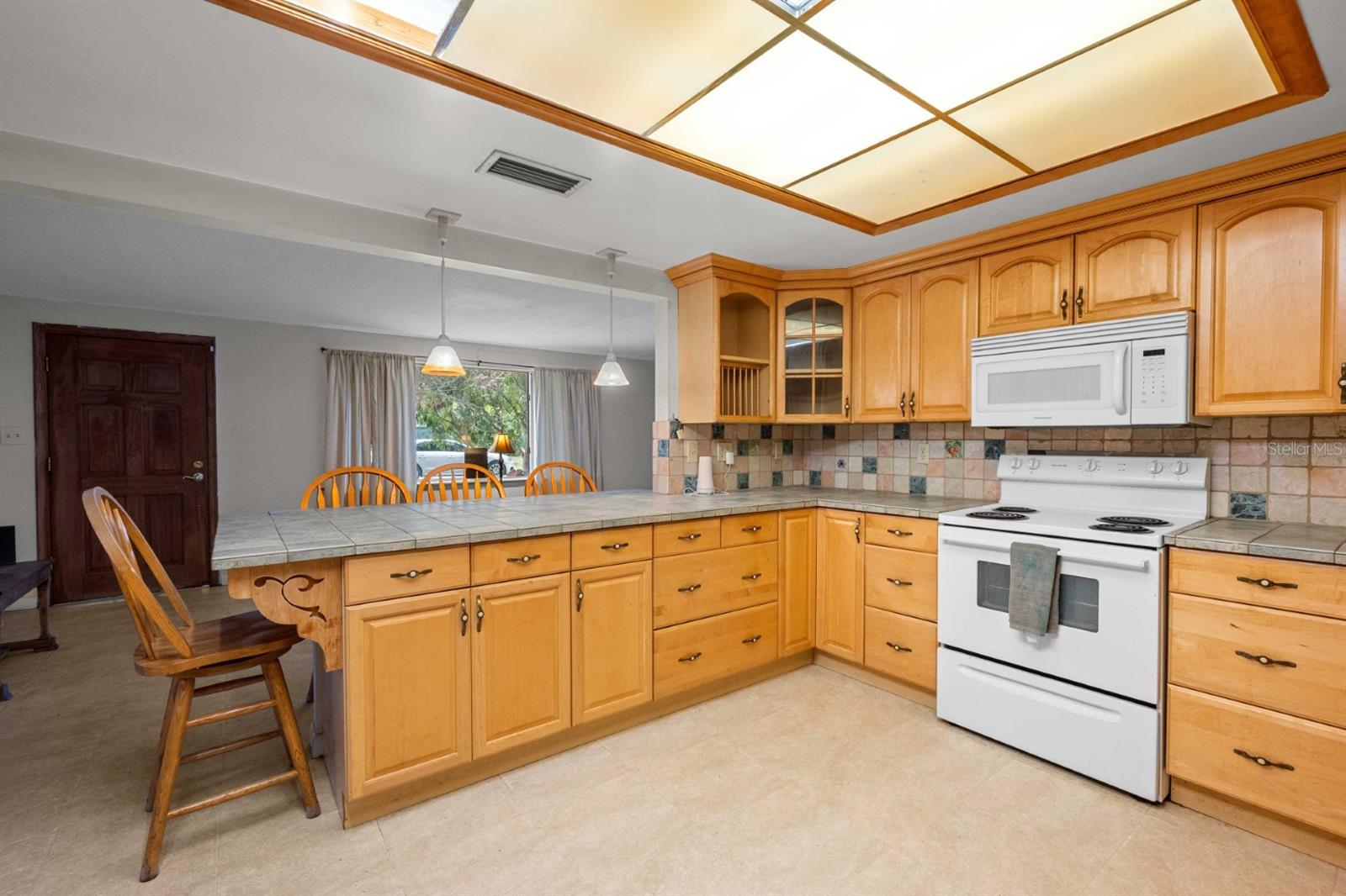 BELL SHOALS GARDENS - Residential