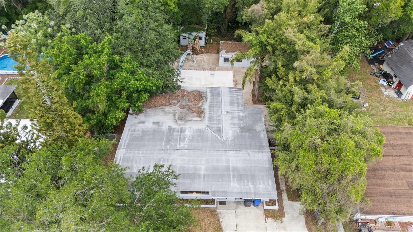 BELL SHOALS GARDENS - Residential