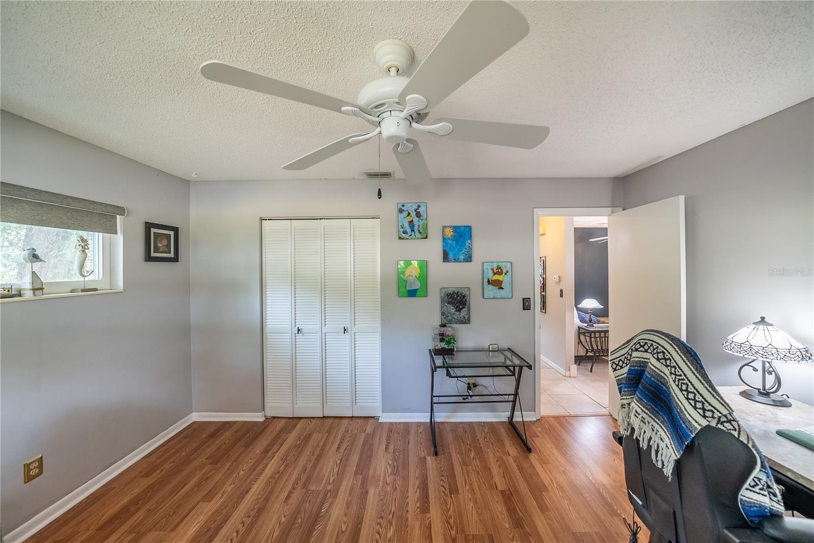 CIRCLE SQUARE WOODS - Residential