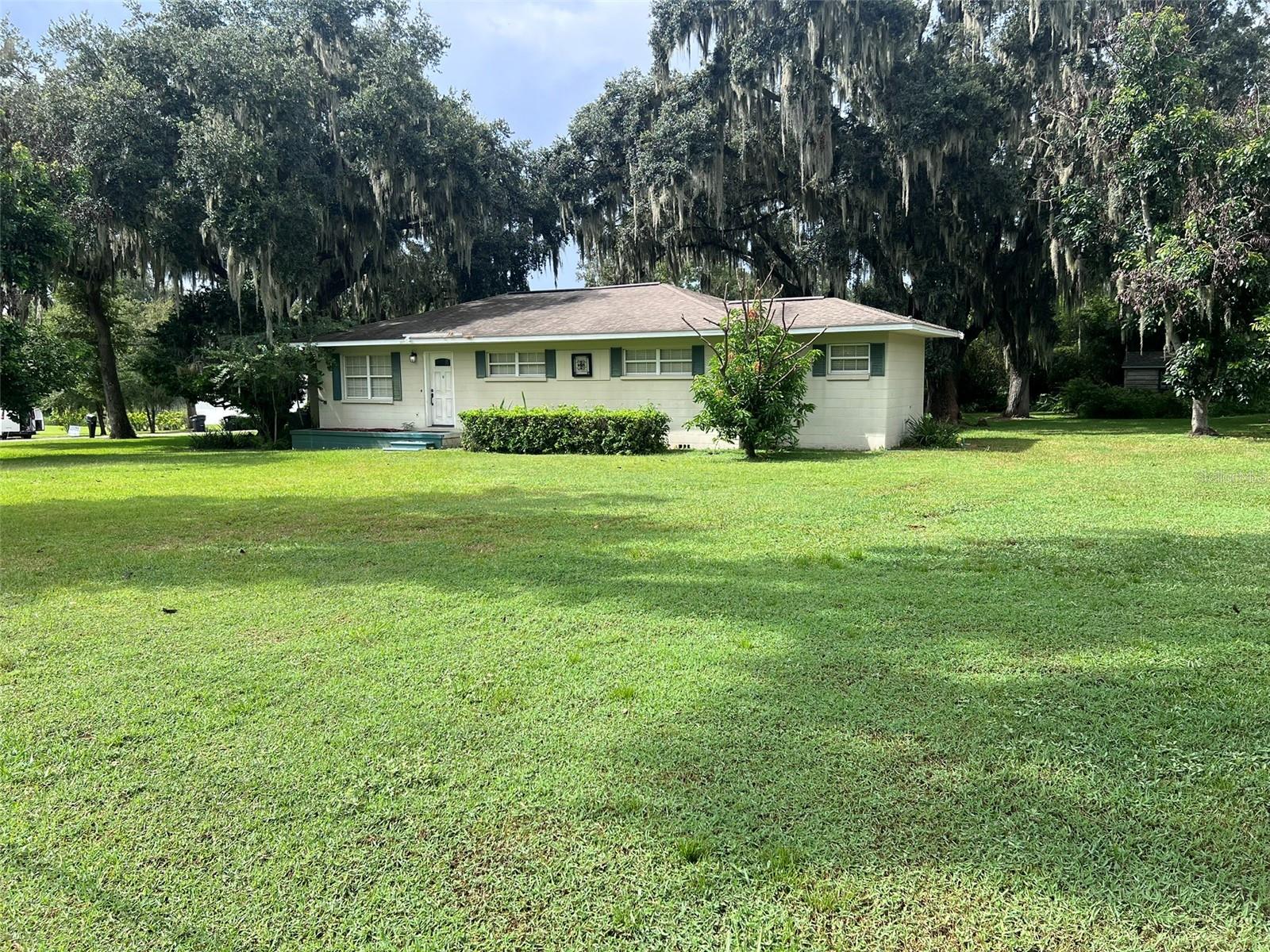 315 W CARTER ROAD
