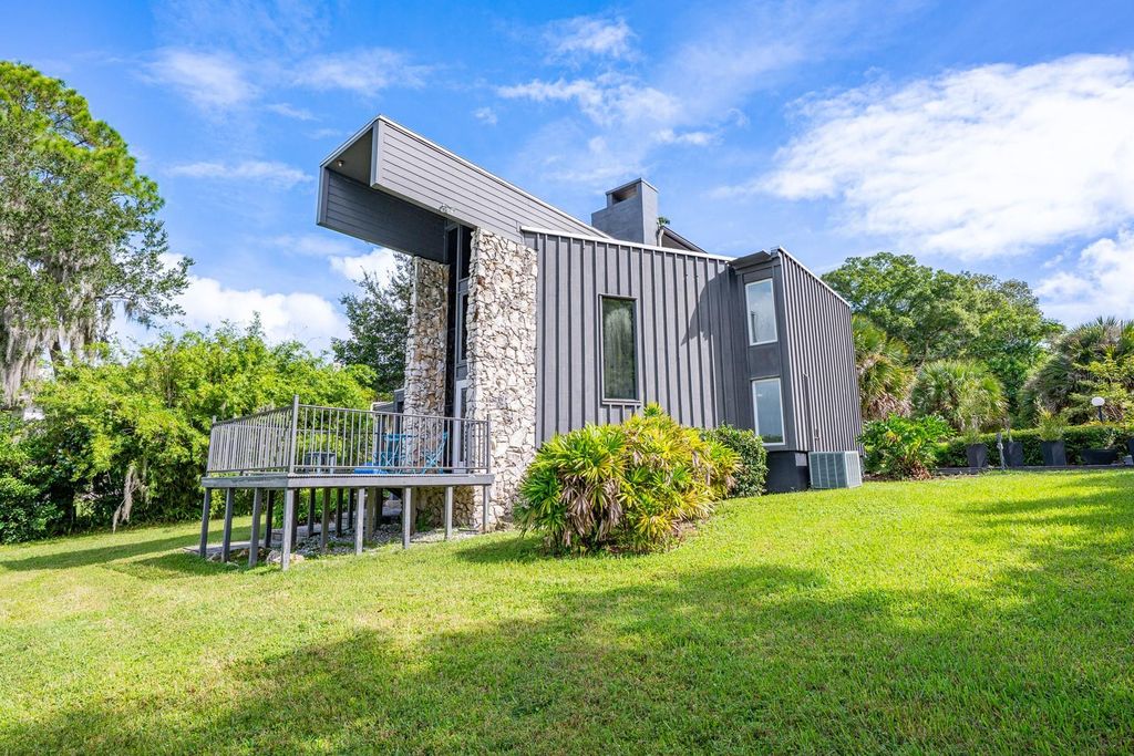 Photo of 224 Adelaide Boulevard, Altamonte Springs, FL 32701 (MLS # O6342000)