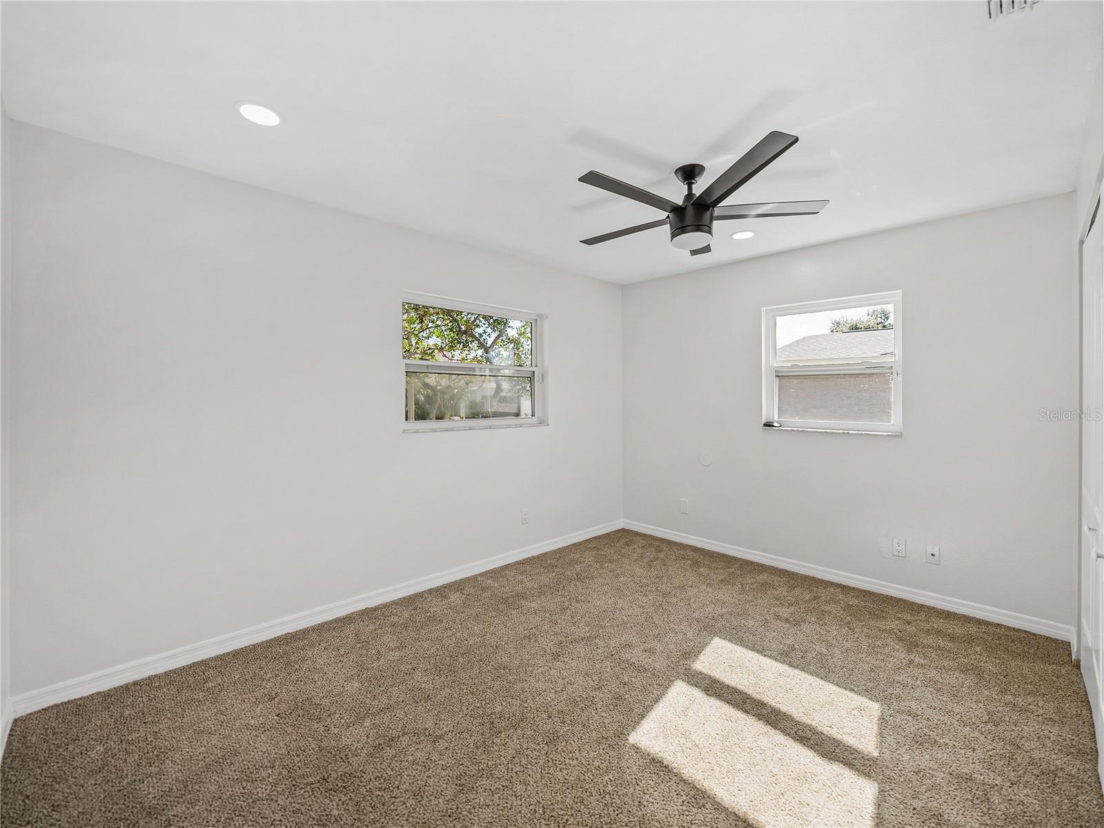 SHORE ACRES SEC 1 TWIN LAKES ADD - Residential