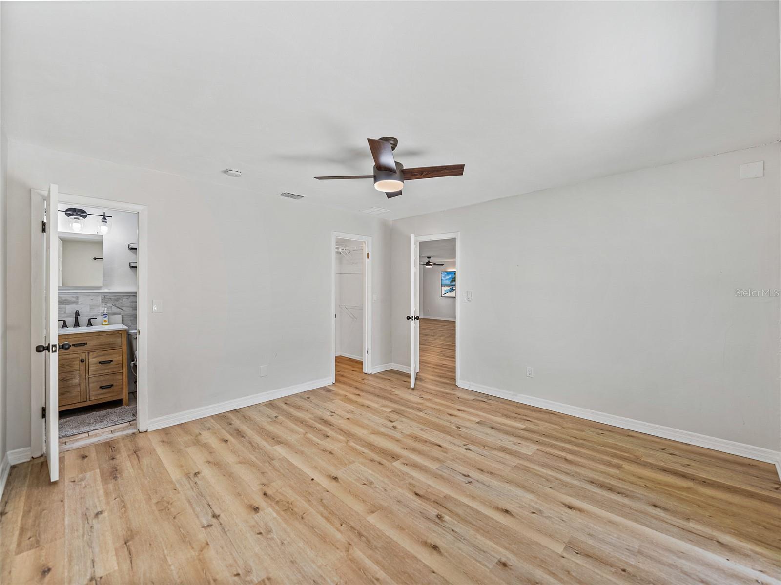 SHORE ACRES SEC 1 TWIN LAKES ADD - Residential