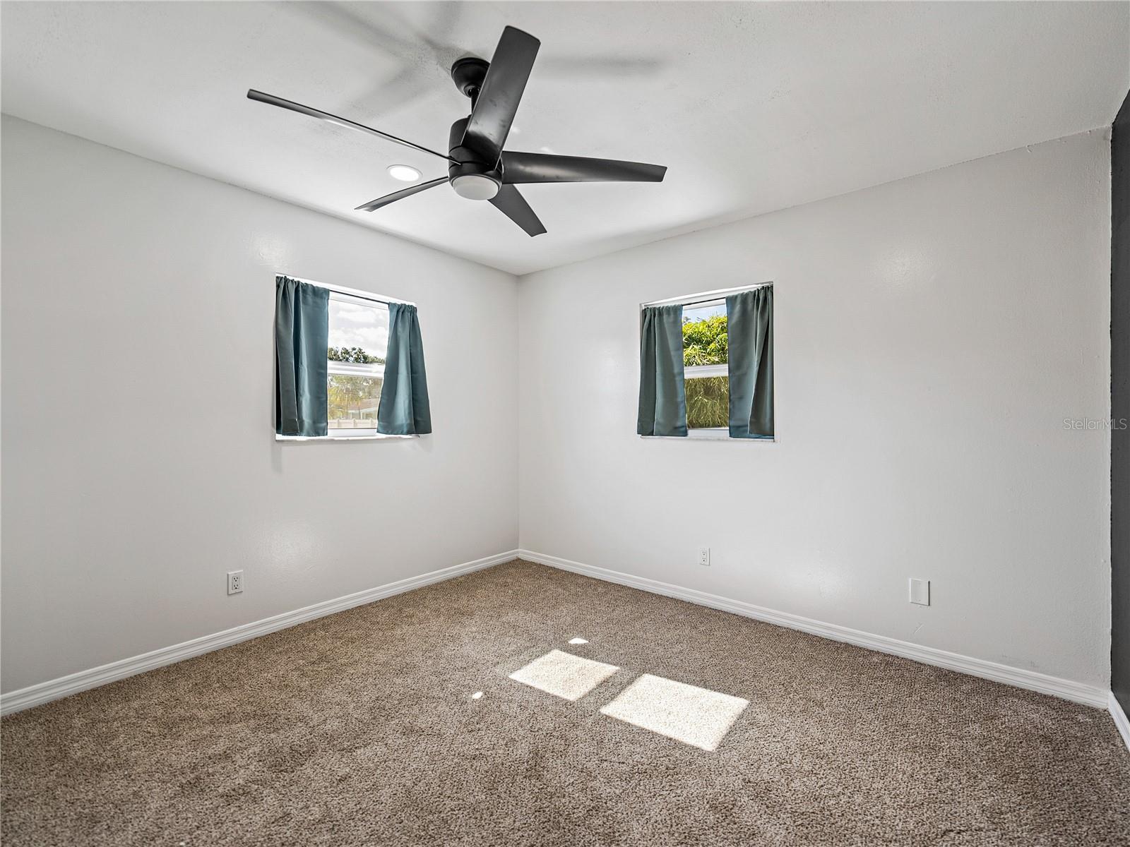 SHORE ACRES SEC 1 TWIN LAKES ADD - Residential