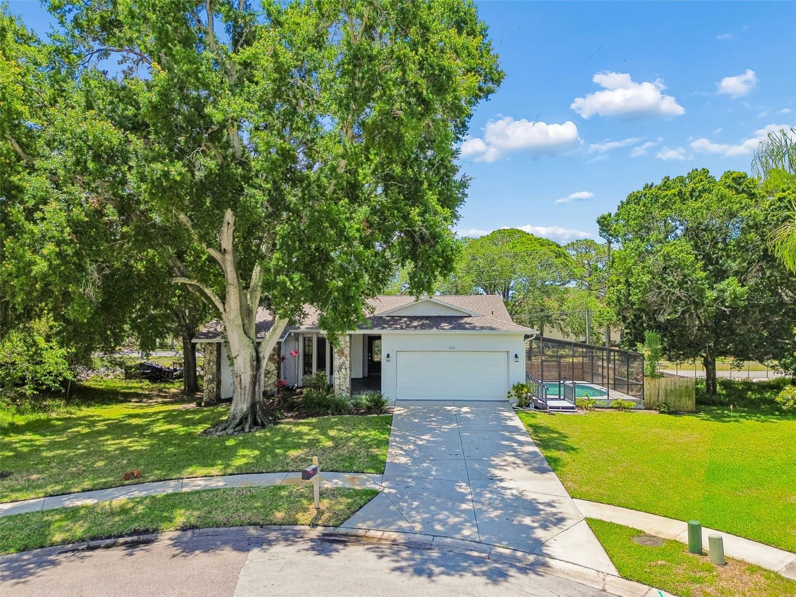 GULFVIEW RIDGE - Residential
