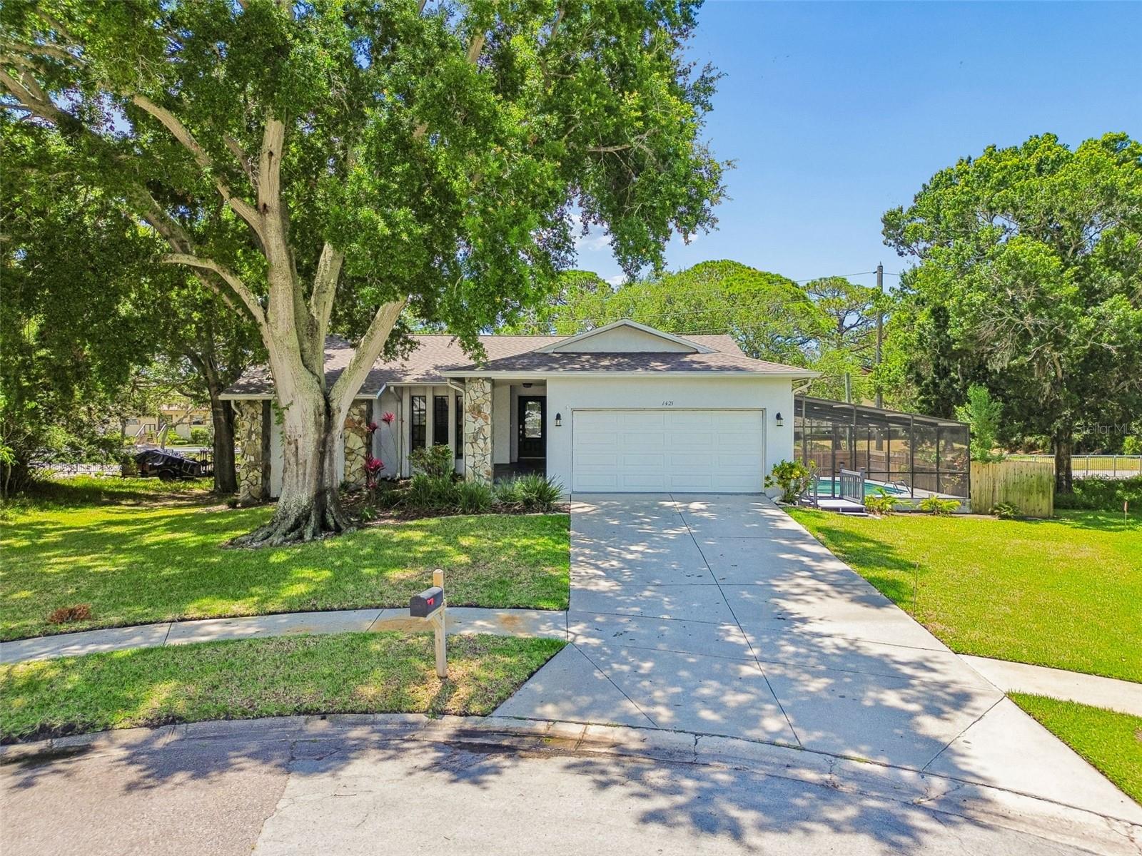 GULFVIEW RIDGE - Residential