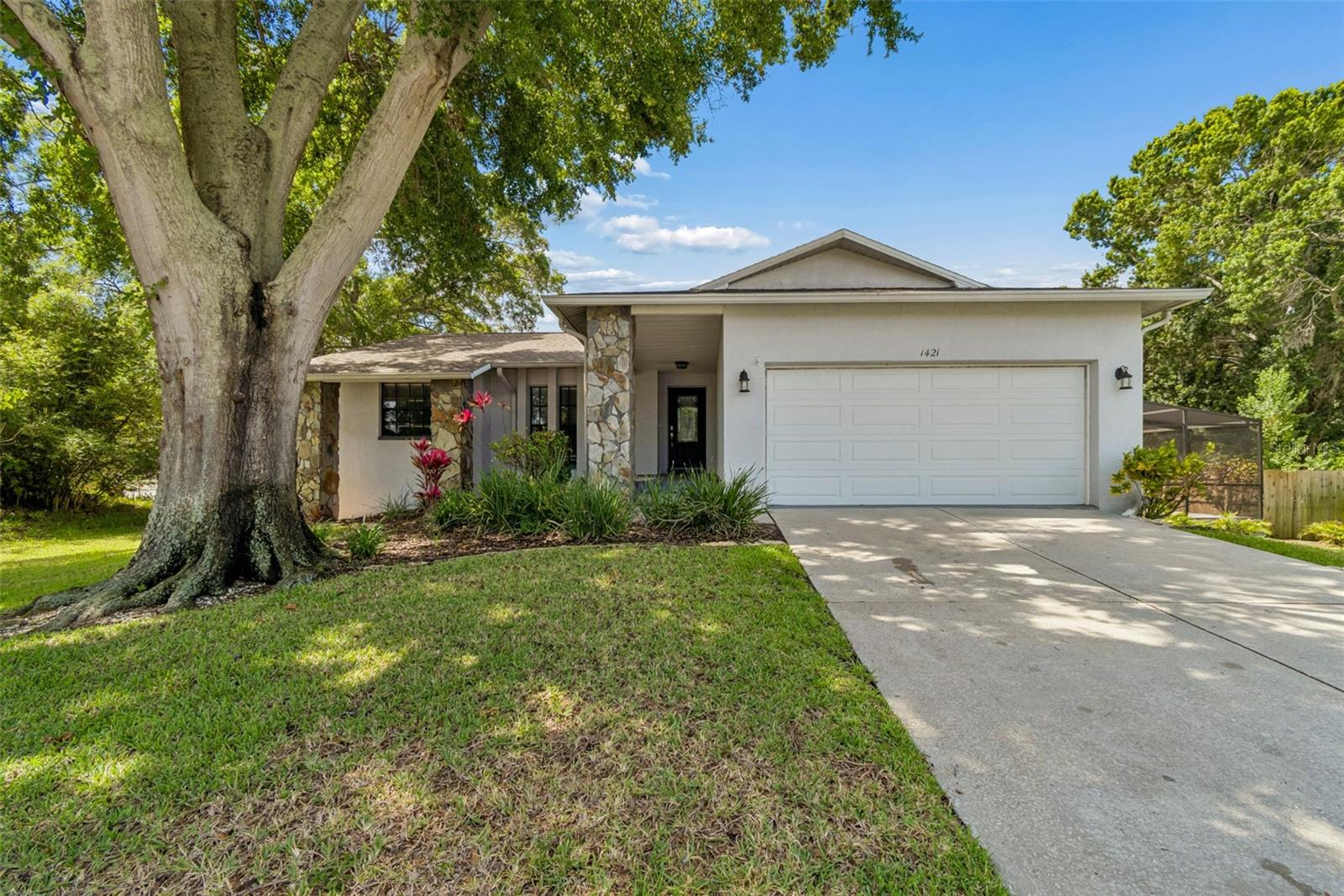 1421 IRONWORKS LANE
