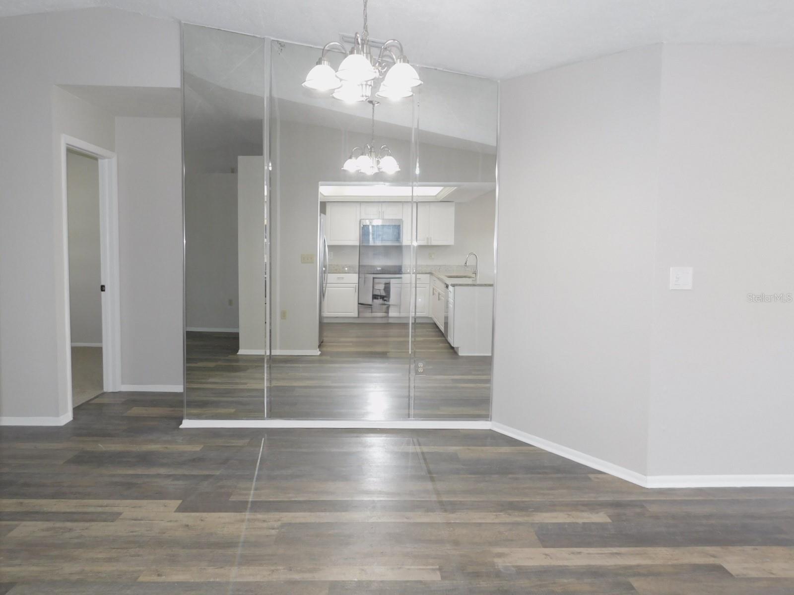 1421 IRONWORKS LANE