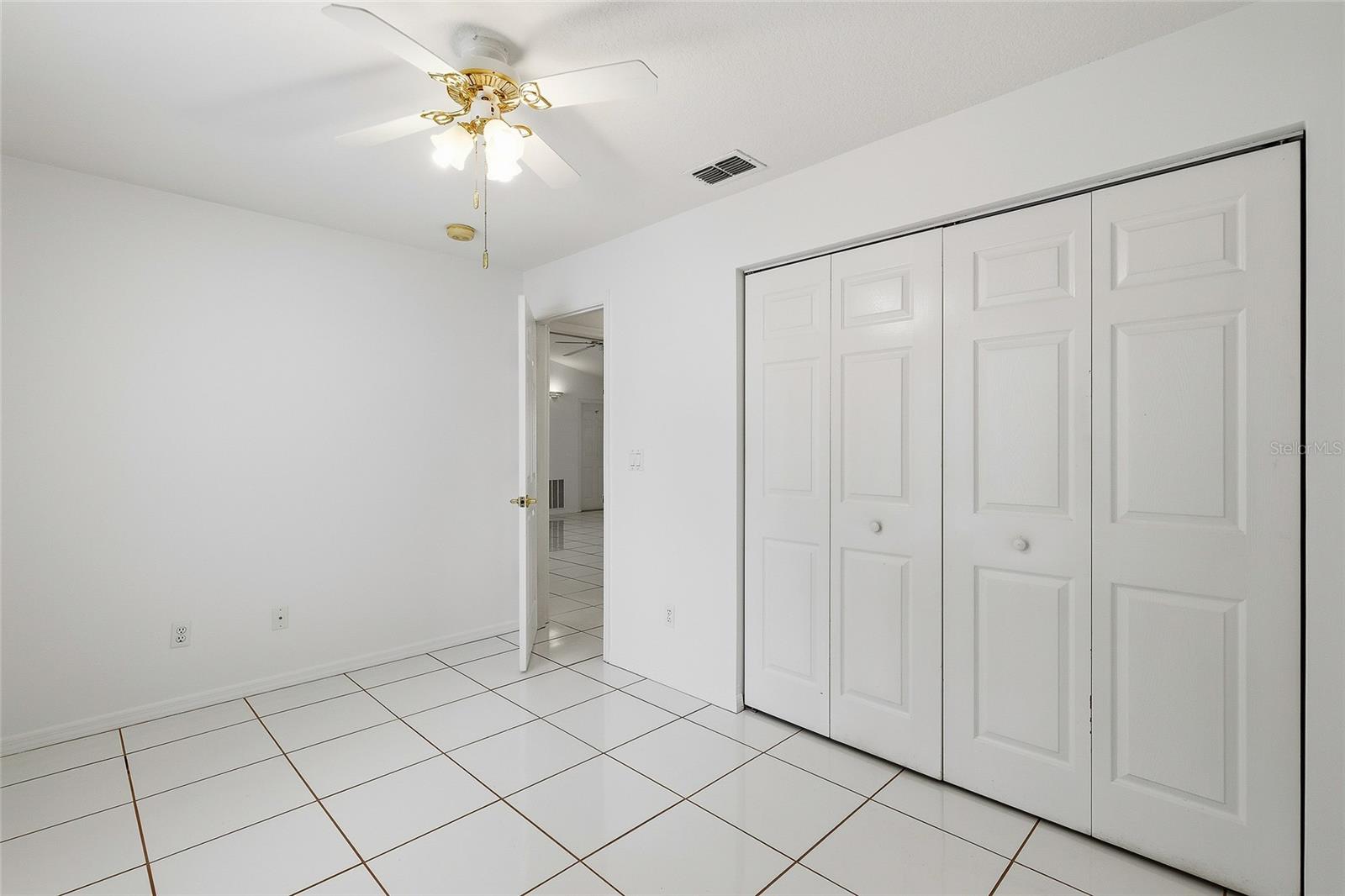 CITRUS MANOR - Residential