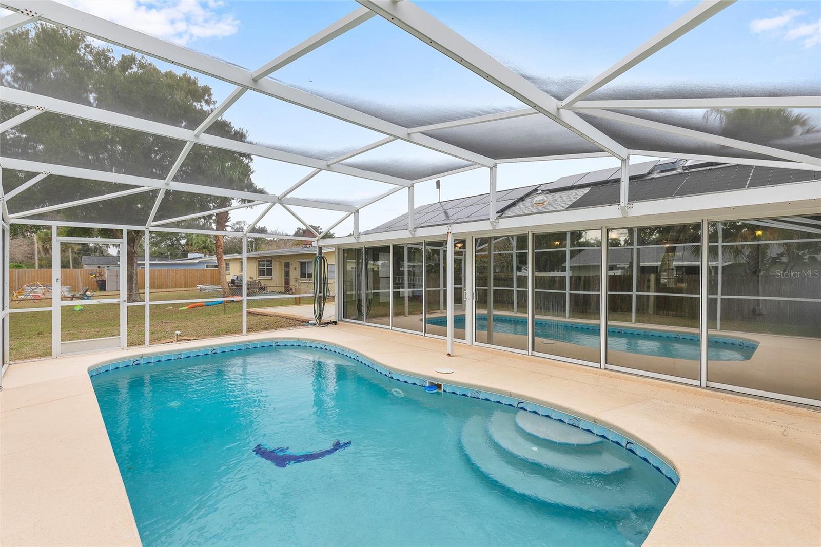 CITRUS MANOR - Residential