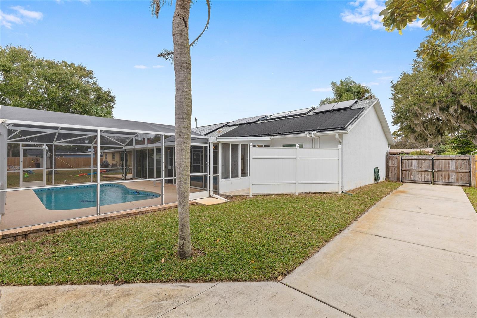 CITRUS MANOR - Residential