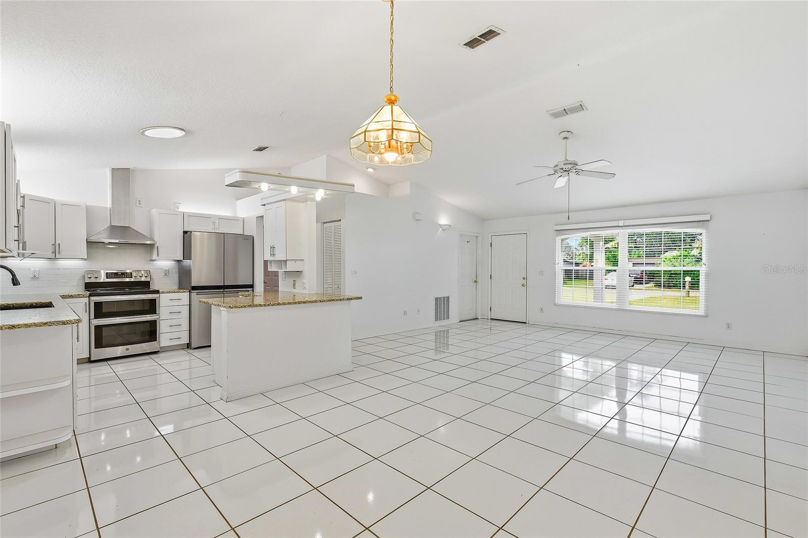 CITRUS MANOR - Residential