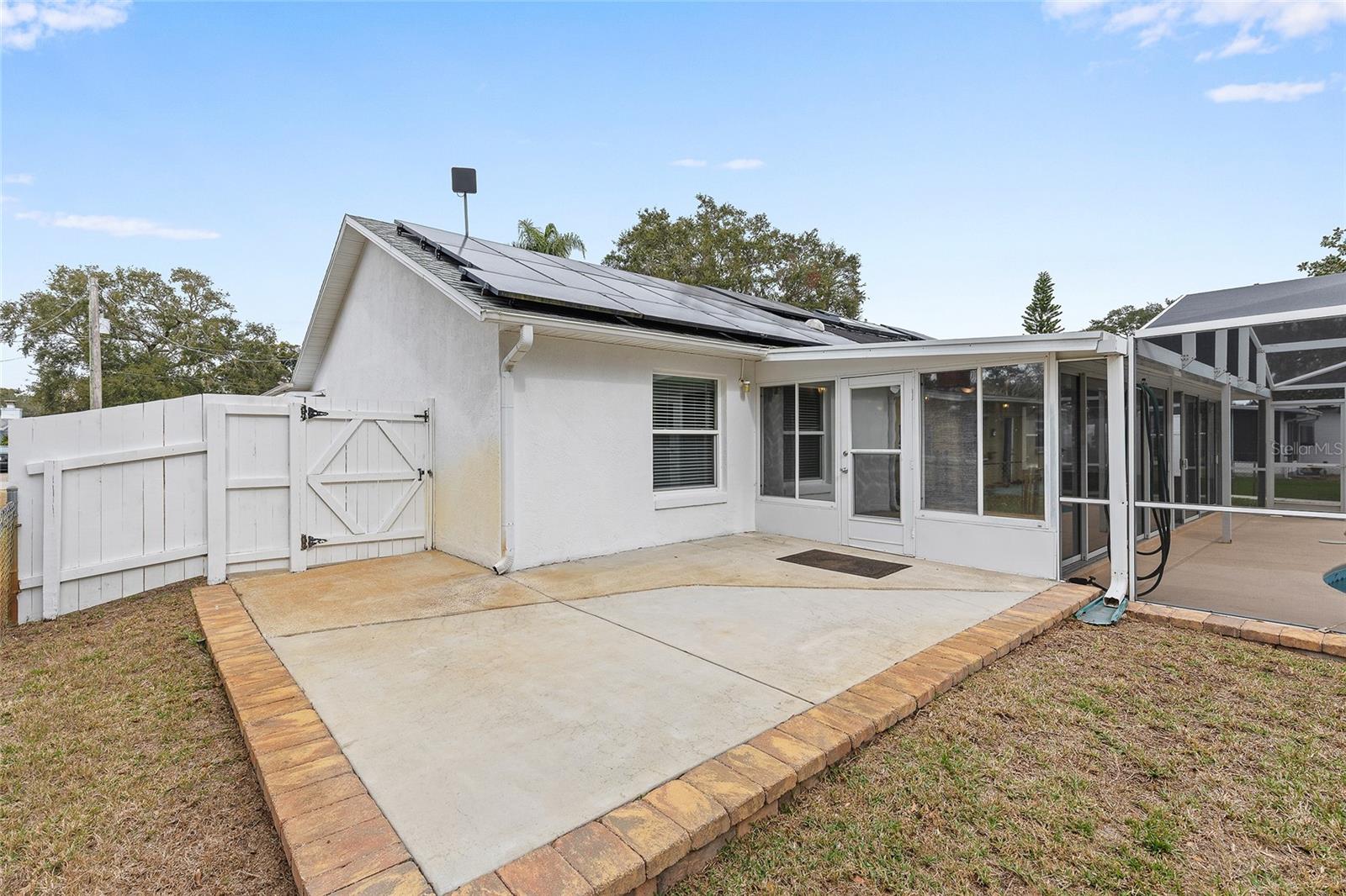 CITRUS MANOR - Residential