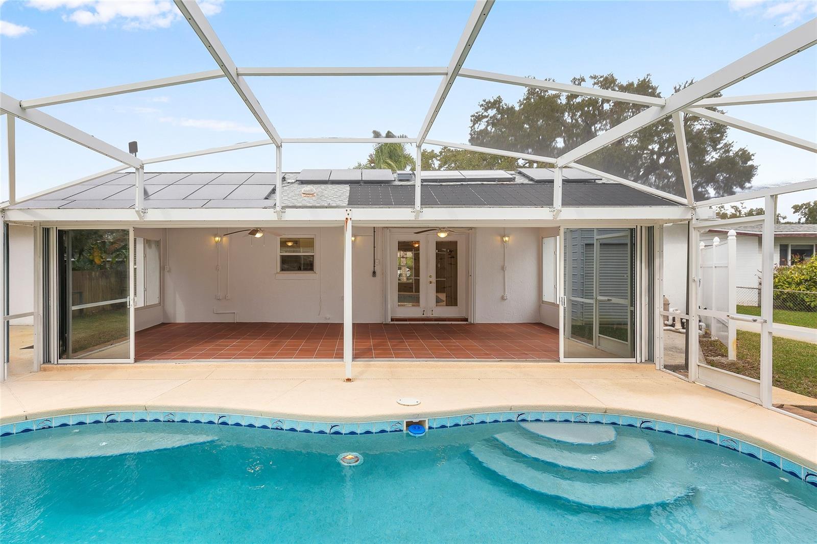 CITRUS MANOR - Residential