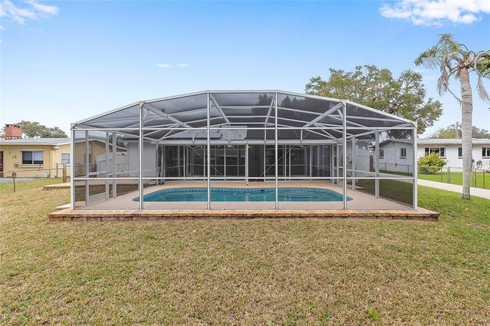 CITRUS MANOR - Residential