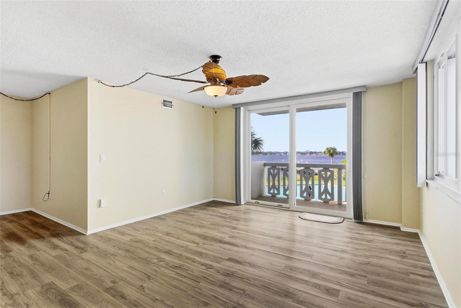BAYSHORE BATH & TENNIS CLUB CONDO - Residential