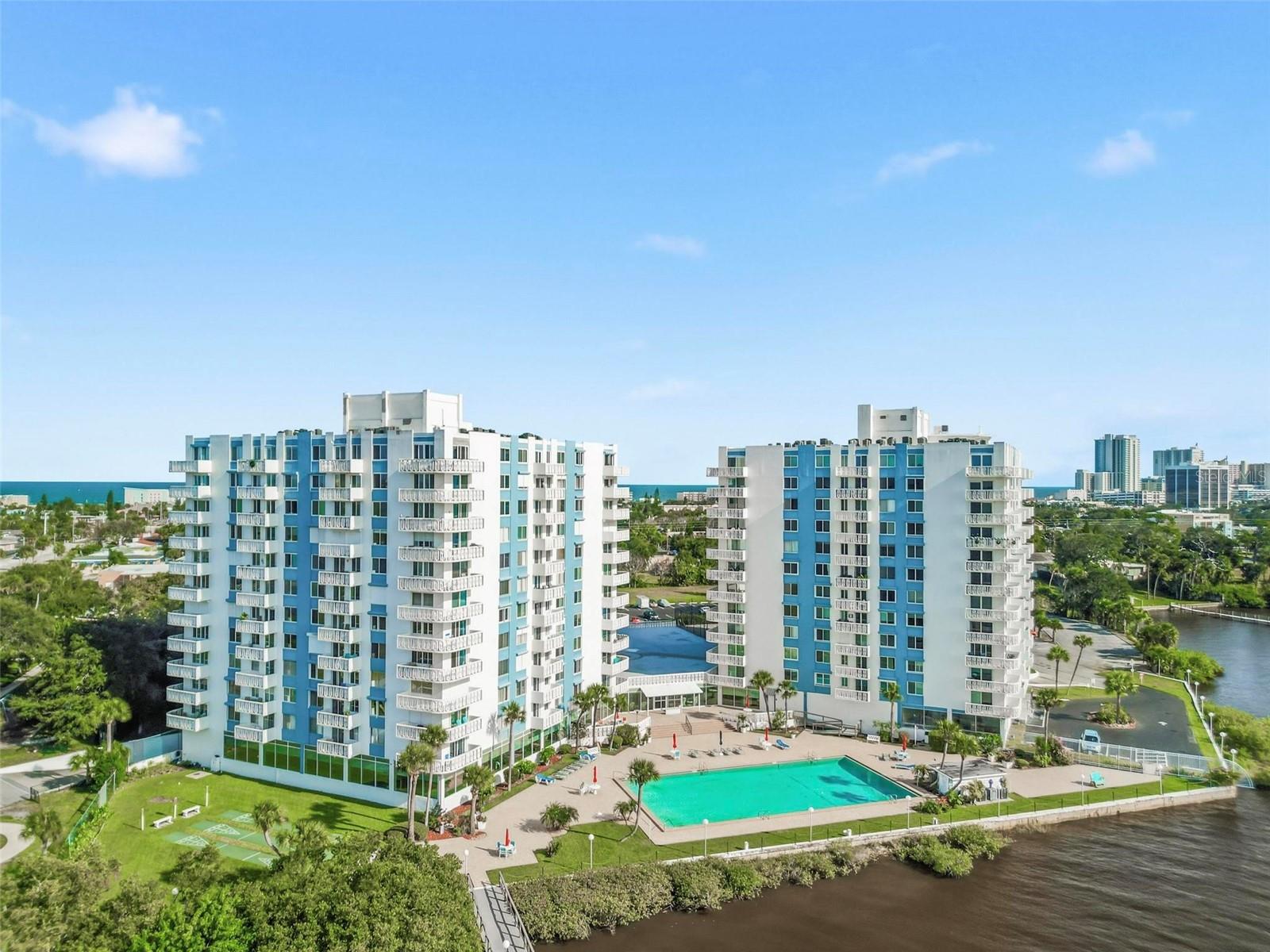 BAYSHORE BATH & TENNIS CLUB CONDO - Residential