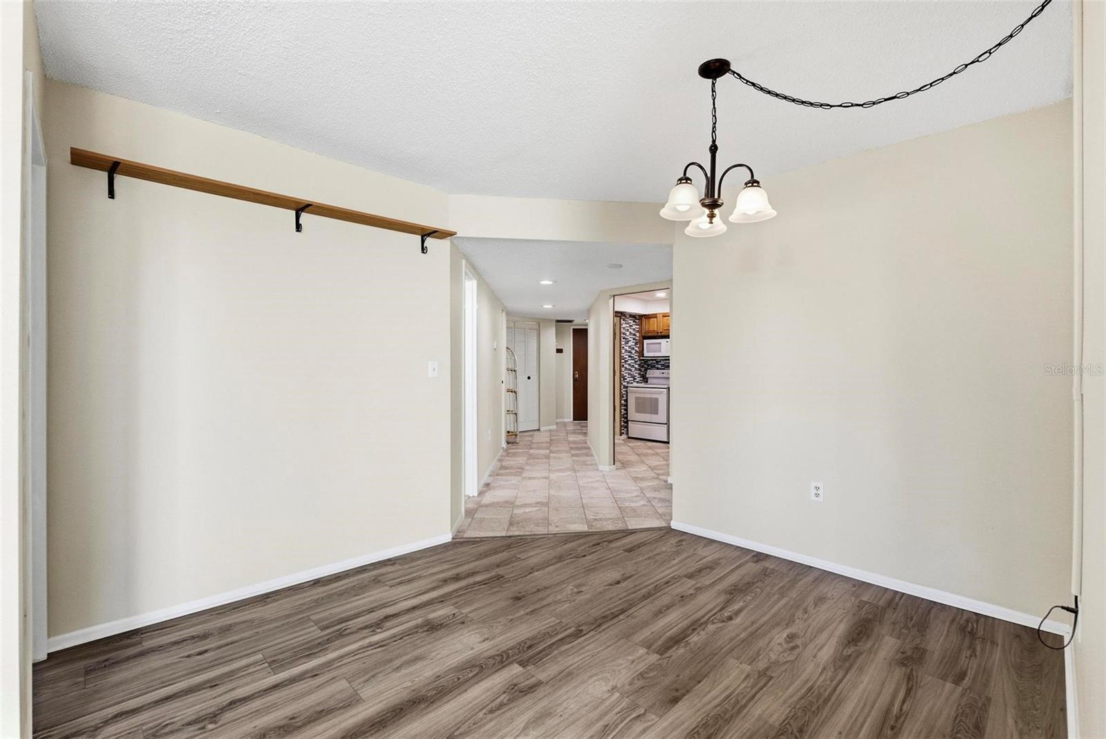 BAYSHORE BATH & TENNIS CLUB CONDO - Residential