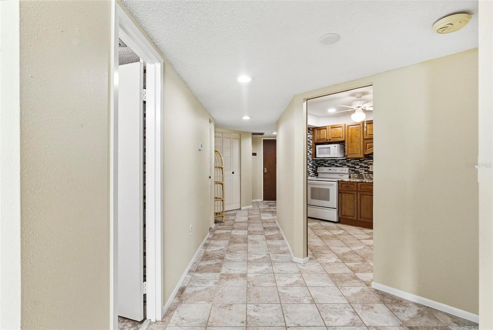 BAYSHORE BATH & TENNIS CLUB CONDO - Residential