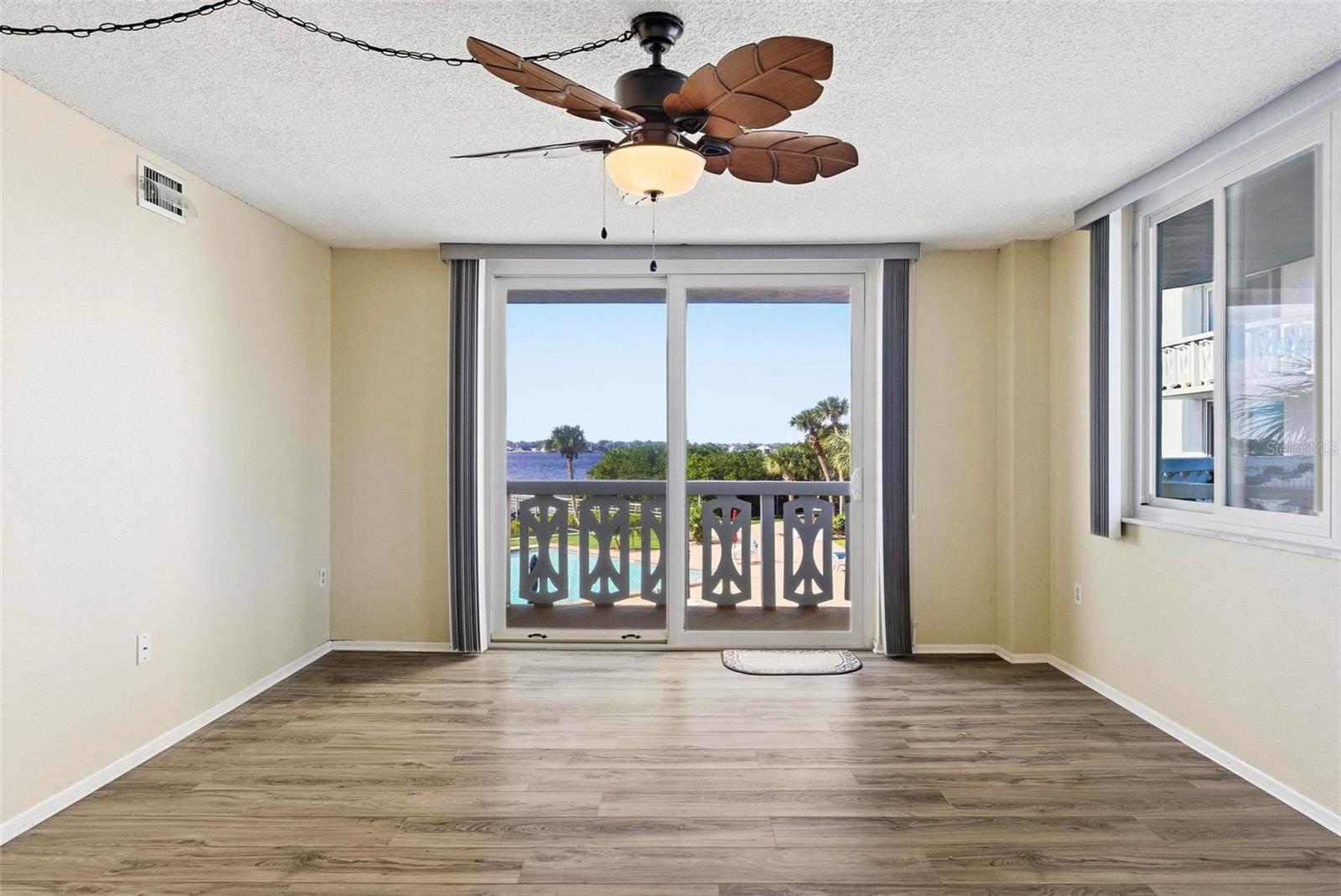 BAYSHORE BATH & TENNIS CLUB CONDO - Residential